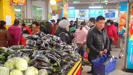 四川涼山州西昌市廣平農(nóng)副土特產(chǎn)品市場(chǎng)